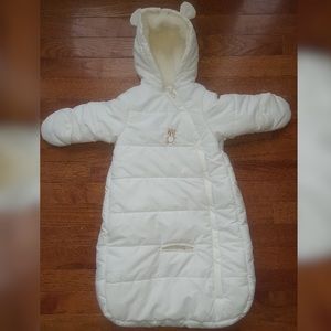 Brand New Carter's Bunting Snow Suit ❤️❄️